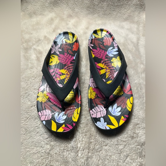 CROCS Shoes - Crocs Sandals Womens Size 10